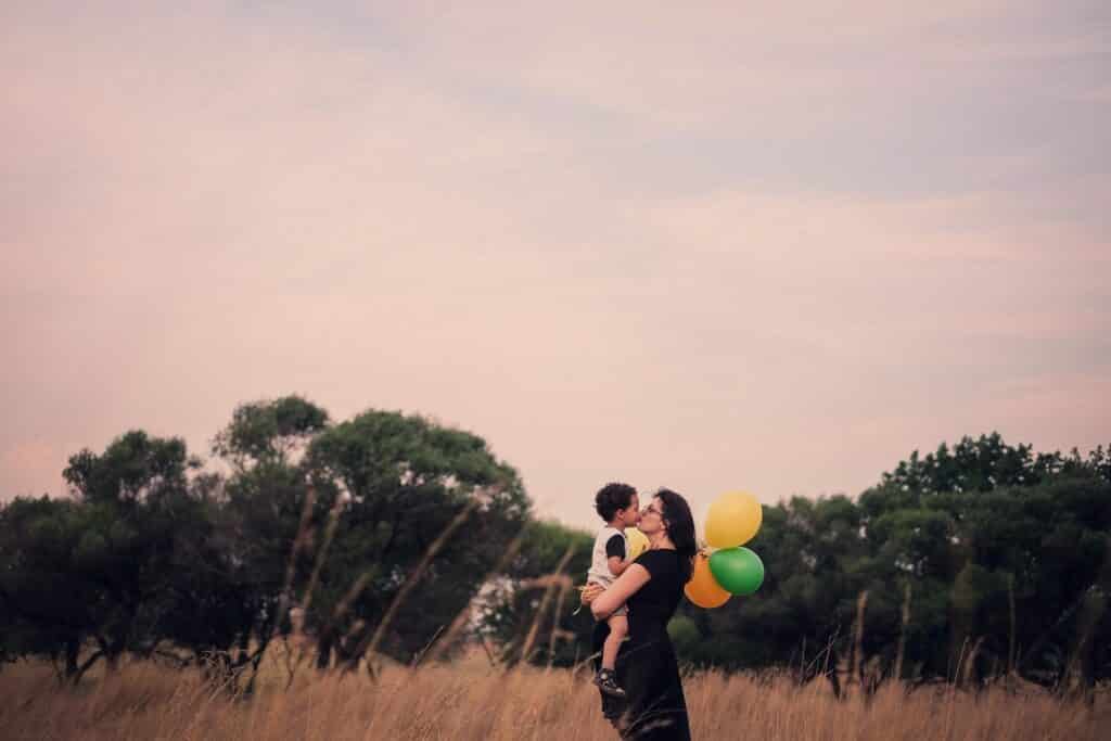Why Single Mothers Need Grants