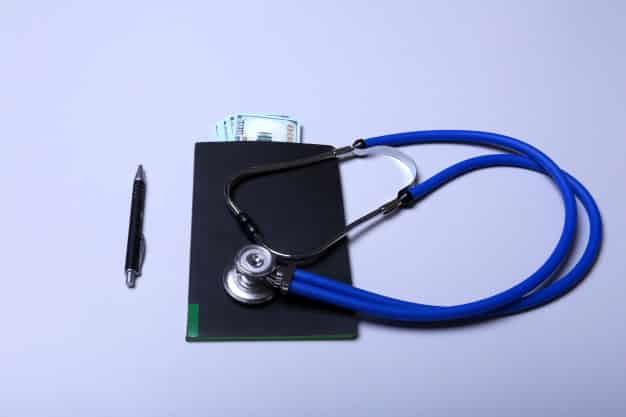 Private Loans for Medical School - Pros & Cons