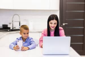 Federal Grants for Single Mothers - A Financial Aid