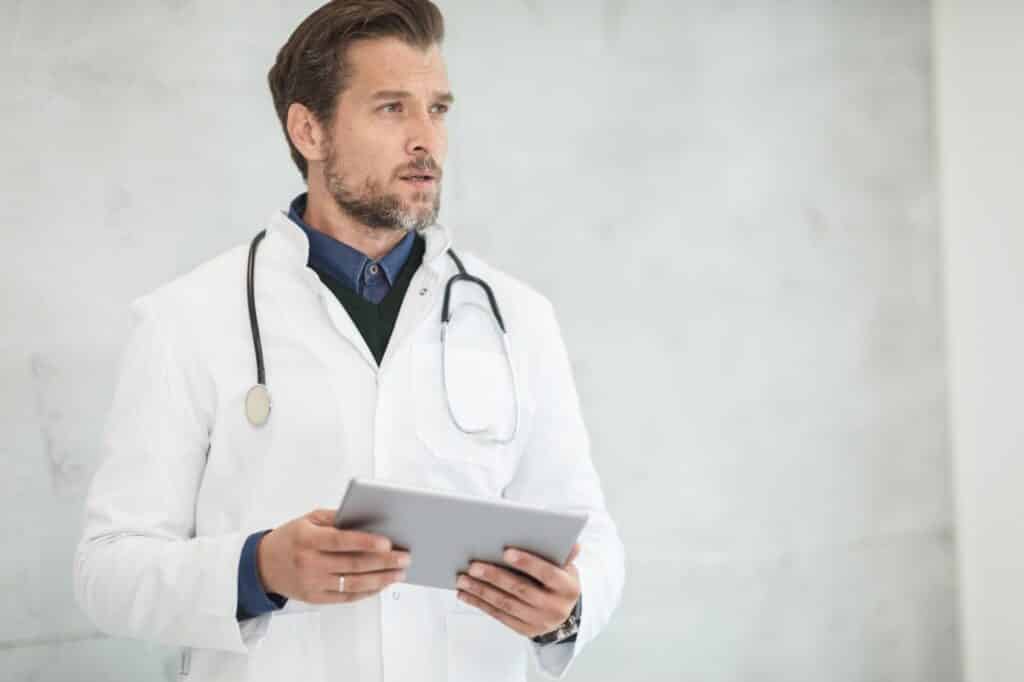 How to become a Military Doctor