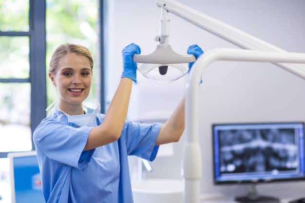 Grants for Dental Assistant School - Fulfill your Career Goals!