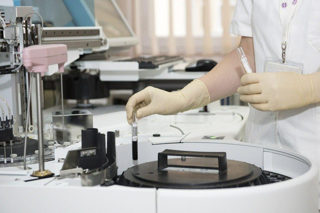 Where to Get Medical Laboratory Technician Scholarships in US