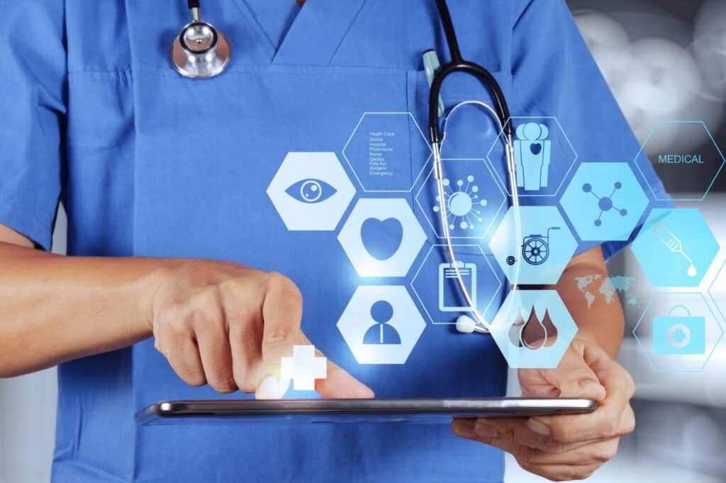 Who can get the Financial Aid from Medical Billing and Coding Grants