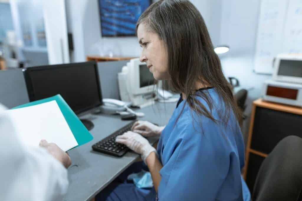Best Medical School Loans in the USA