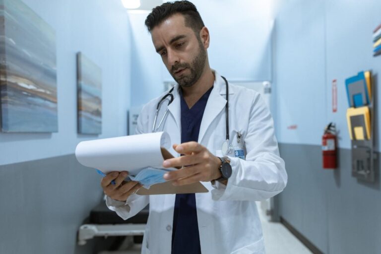 What are the different types of Nurses