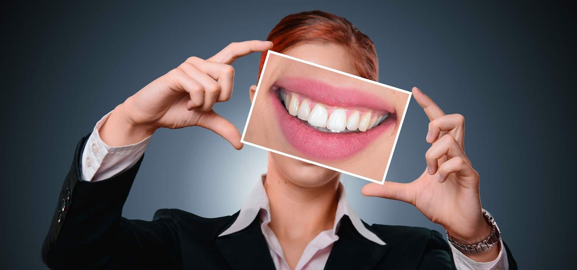 How to get Dental Implant Grants in the UK
