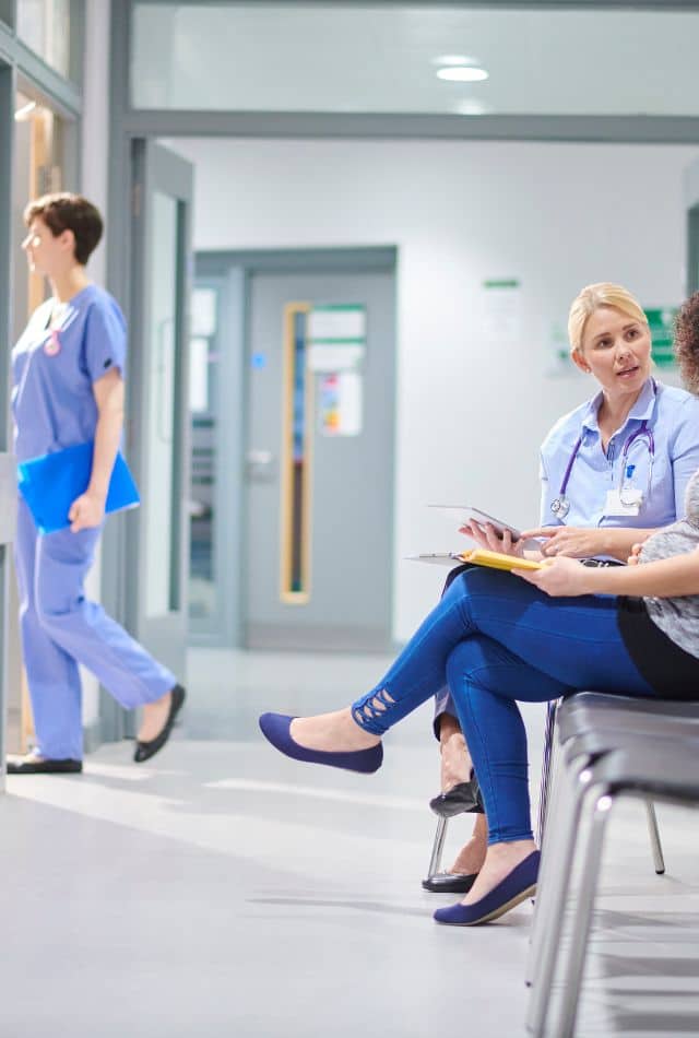 What Is Considered Clinical Experience for Medical School