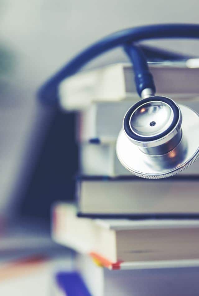 How Many Volunteer Hours for Medical School