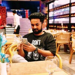 Picture of Asher Ashfaq, OMPT, PT, CPC, CMP